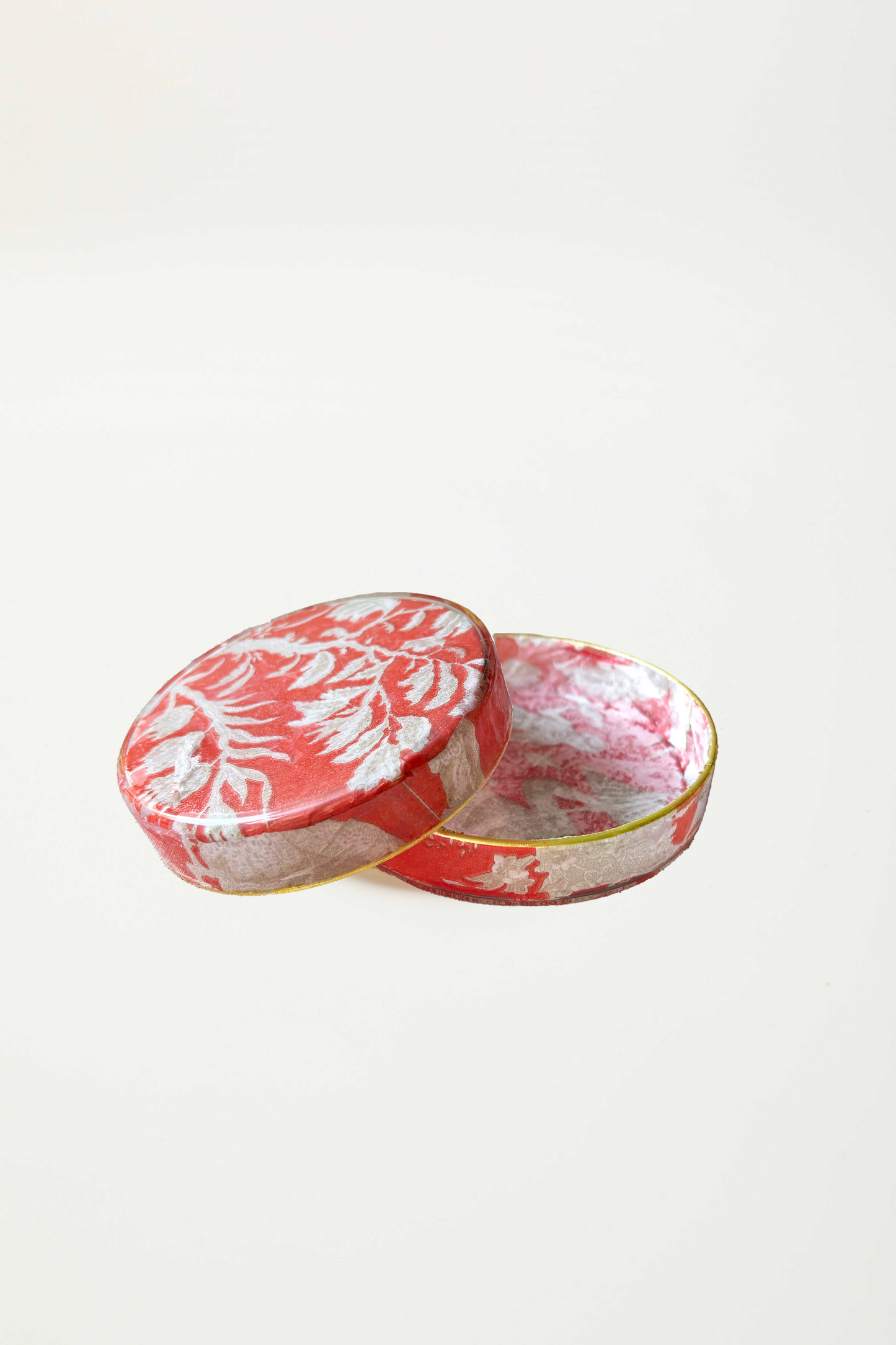 scatolina tonda in vetro  "papier chinoise rouge"